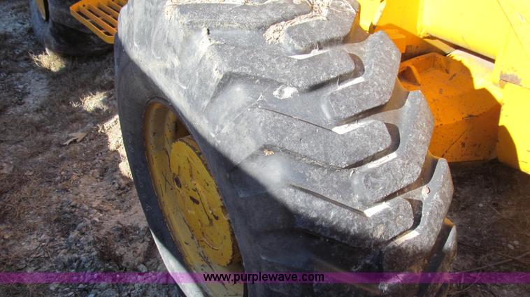 image for item E3670 1997 JCB 214 Series II backhoe