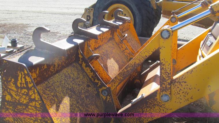 image for item E3670 1997 JCB 214 Series II backhoe