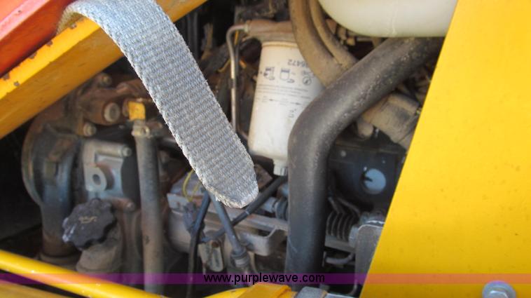 image for item E3670 1997 JCB 214 Series II backhoe