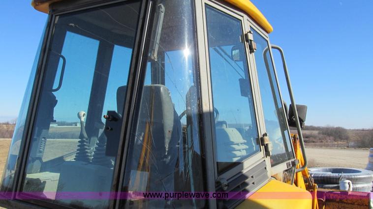 image for item E3670 1997 JCB 214 Series II backhoe