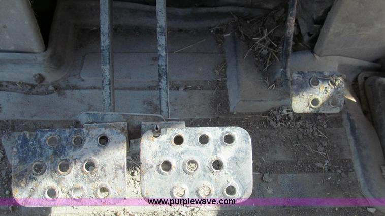 image for item E3670 1997 JCB 214 Series II backhoe