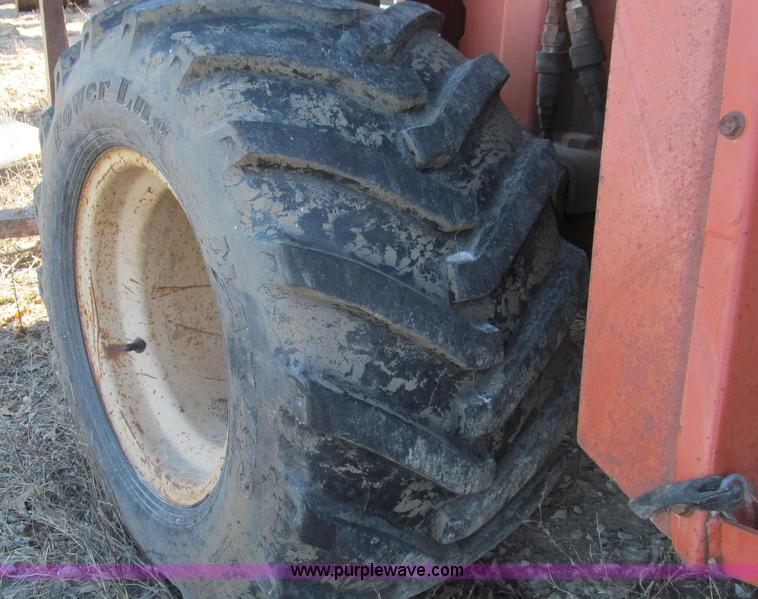 image for item E3671 1994 Ditch Witch 7610 trencher