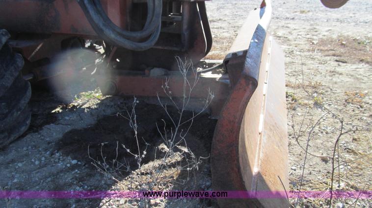 image for item E3671 1994 Ditch Witch 7610 trencher