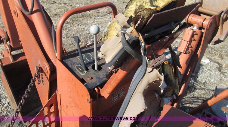 image for item E3671 1994 Ditch Witch 7610 trencher