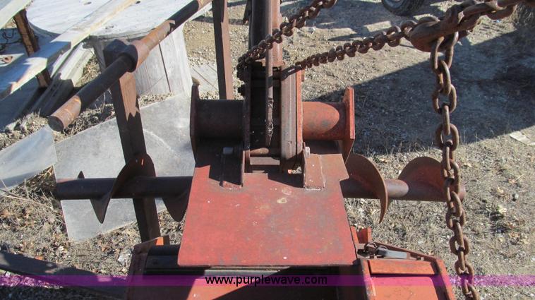 image for item E3671 1994 Ditch Witch 7610 trencher