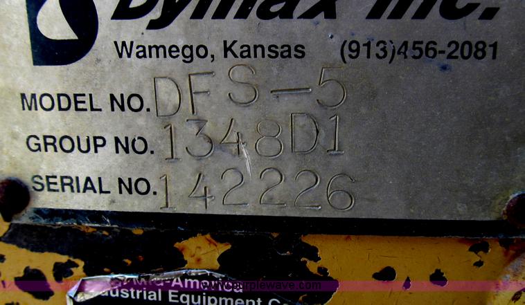 image for item E3672 1992 John Deere 670B motor grader