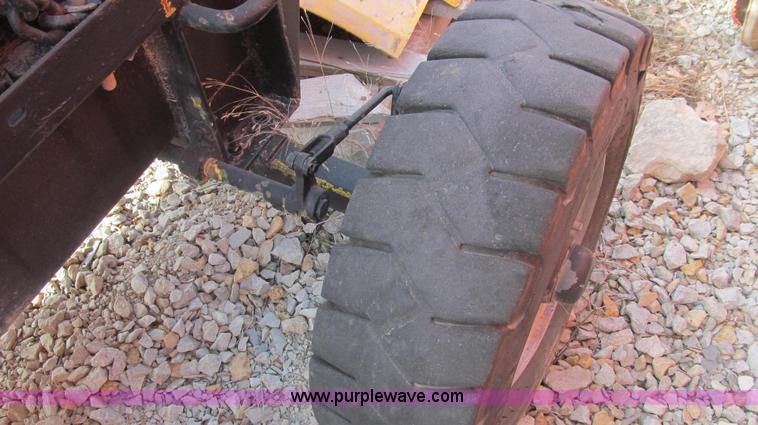 image for item E3685 Four wheel fuel caddy