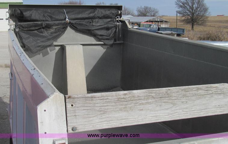 image for item E3689 1997 Brady Equipment pup trailer