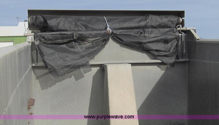 image for item E3689 1997 Brady Equipment pup trailer