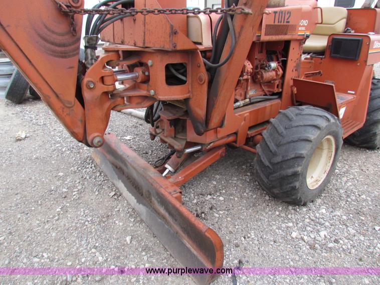 image for item E8293 1999 Ditch Witch 4010 trencher
