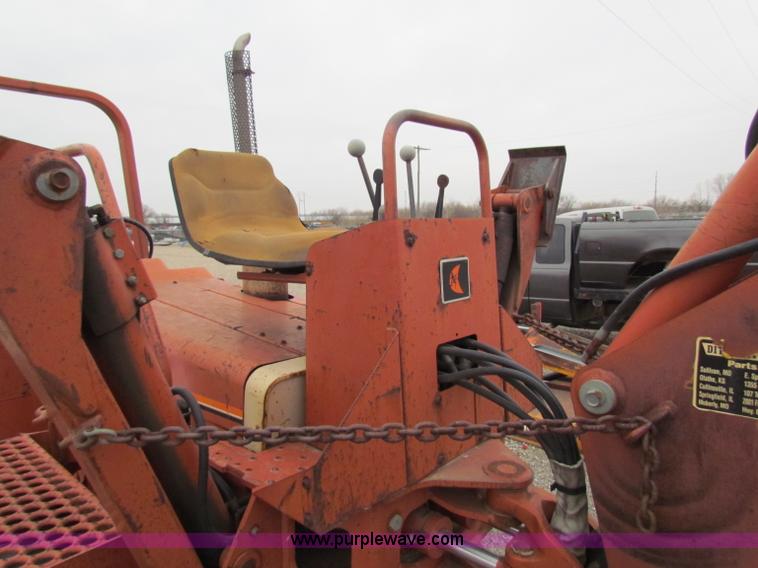 image for item E8293 1999 Ditch Witch 4010 trencher