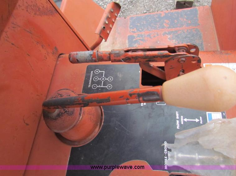 image for item E8293 1999 Ditch Witch 4010 trencher