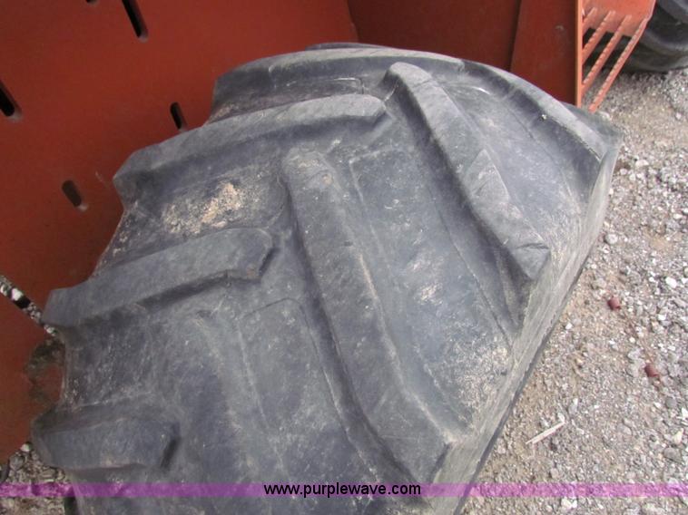 image for item E8293 1999 Ditch Witch 4010 trencher