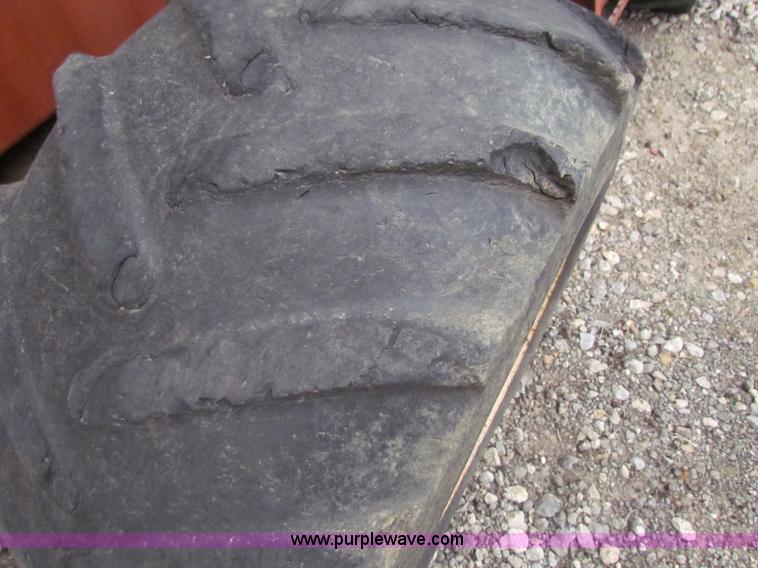 image for item E8293 1999 Ditch Witch 4010 trencher