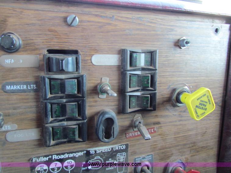 image for item E8301 1985 Marmon dump truck