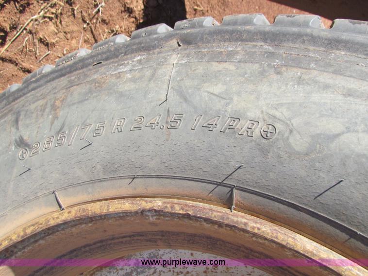 image for item E8301 1985 Marmon dump truck