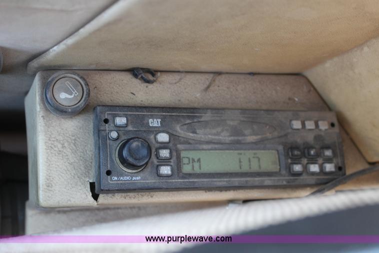 image for item E8349 1998 Caterpillar M318 mobile excavator