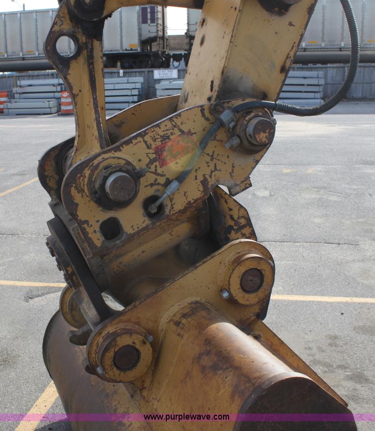 image for item E8349 1998 Caterpillar M318 mobile excavator