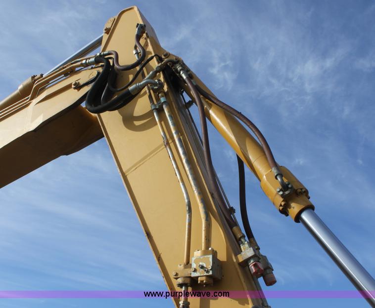 image for item E8349 1998 Caterpillar M318 mobile excavator