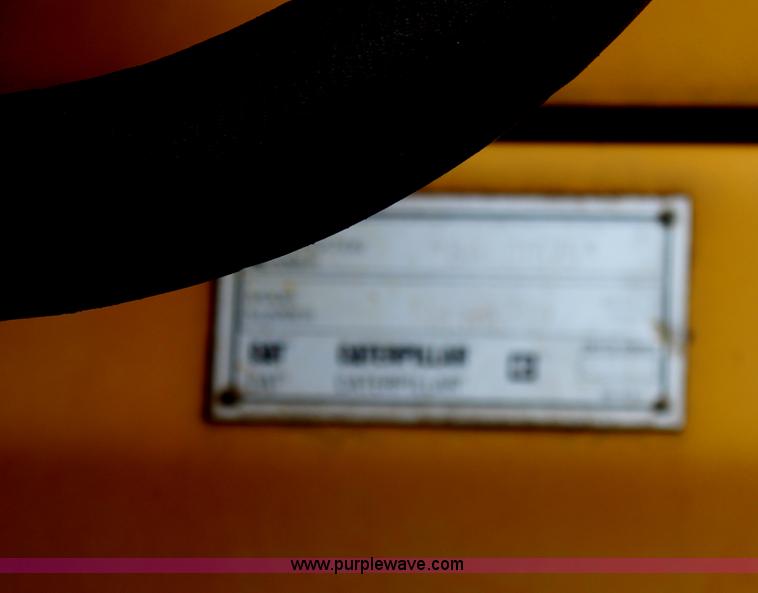 image for item E8349 1998 Caterpillar M318 mobile excavator