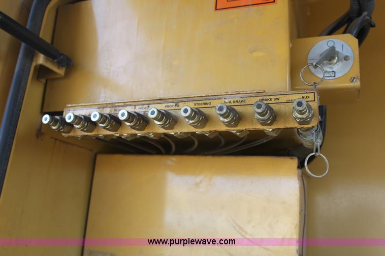 image for item E8349 1998 Caterpillar M318 mobile excavator