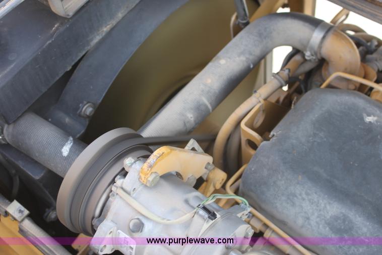 image for item E8349 1998 Caterpillar M318 mobile excavator