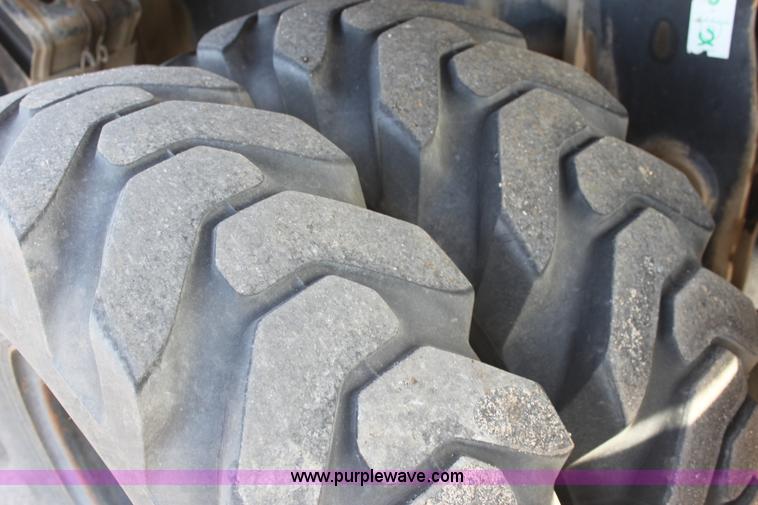 image for item E8349 1998 Caterpillar M318 mobile excavator