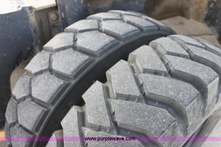 image for item E8349 1998 Caterpillar M318 mobile excavator