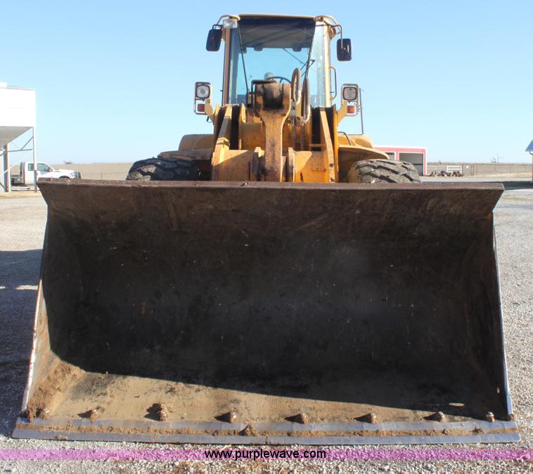 image for item E8351 1999 John Deere 744H wheel loader