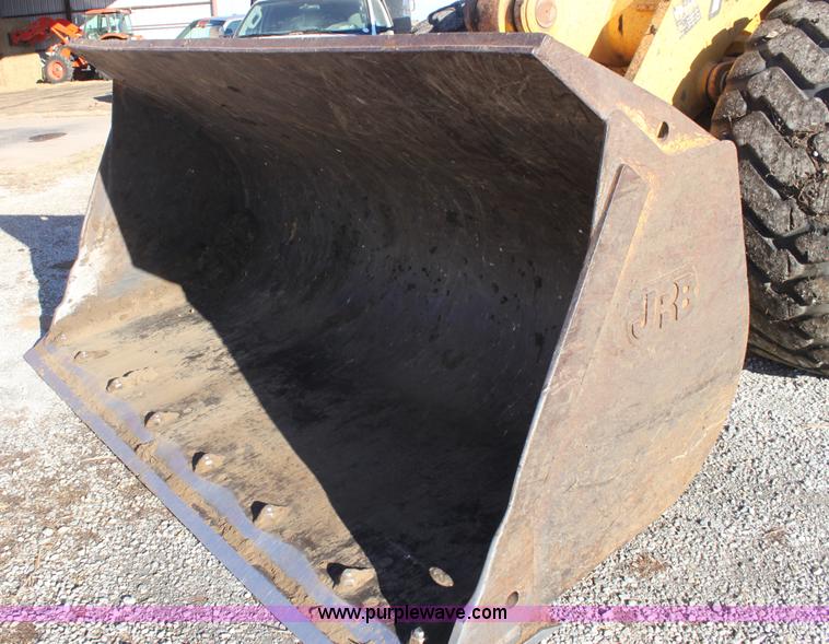 image for item E8351 1999 John Deere 744H wheel loader