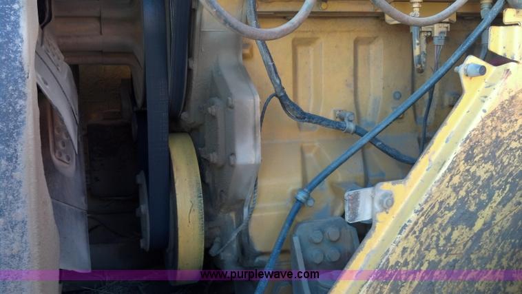 image for item E8351 1999 John Deere 744H wheel loader