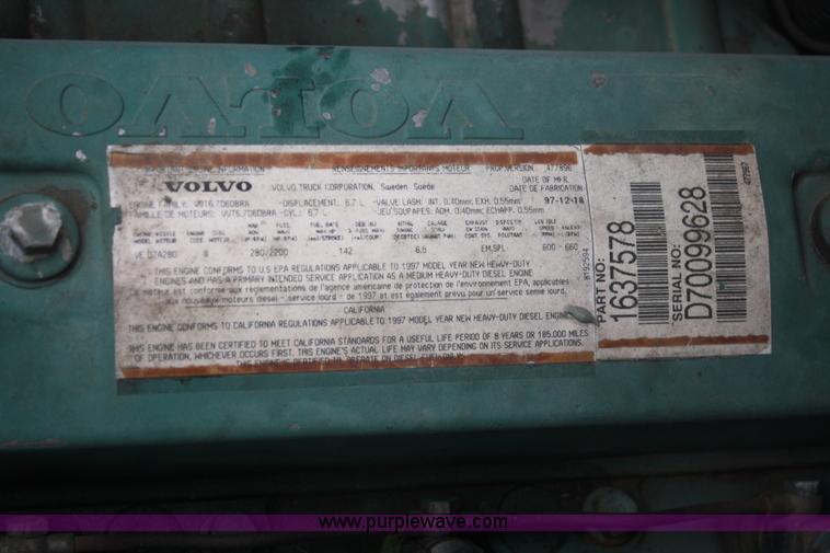 image for item F2712 1998 Volvo WG dump truck