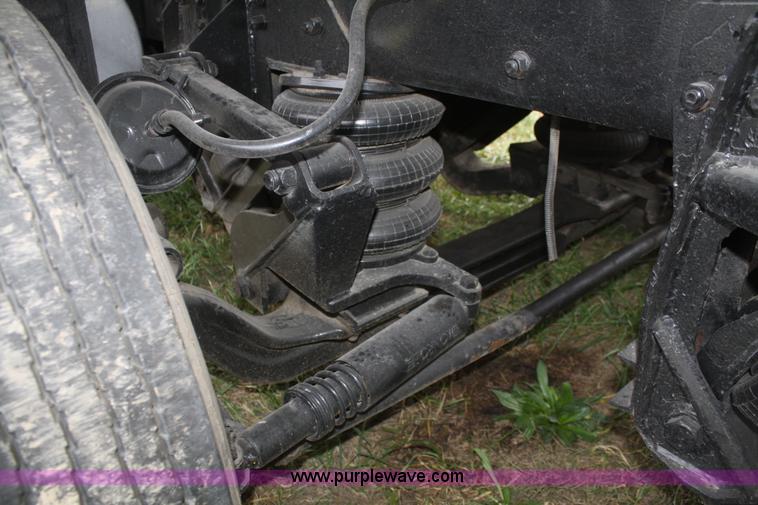 image for item F2712 1998 Volvo WG dump truck