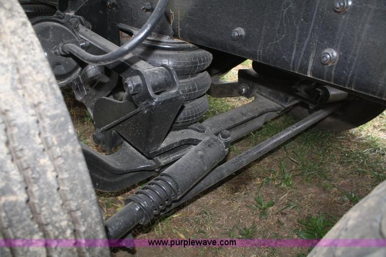 image for item F2712 1998 Volvo WG dump truck