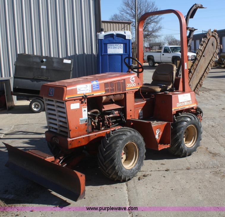 image for item F2857 Ditch Witch 3500DDLSB trencher