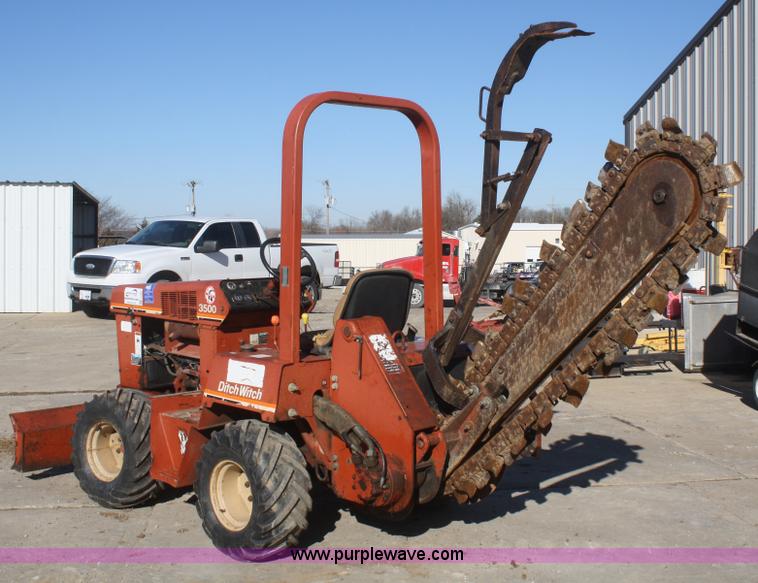 image for item F2857 Ditch Witch 3500DDLSB trencher