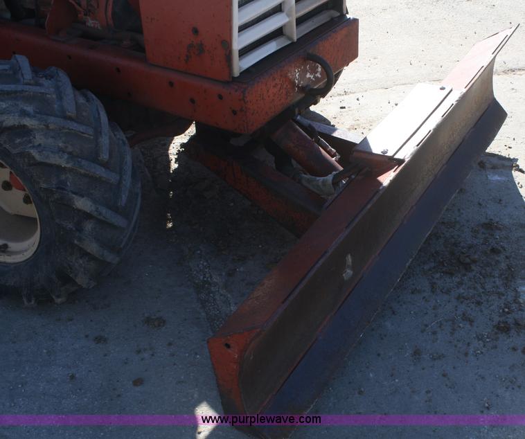 image for item F2857 Ditch Witch 3500DDLSB trencher