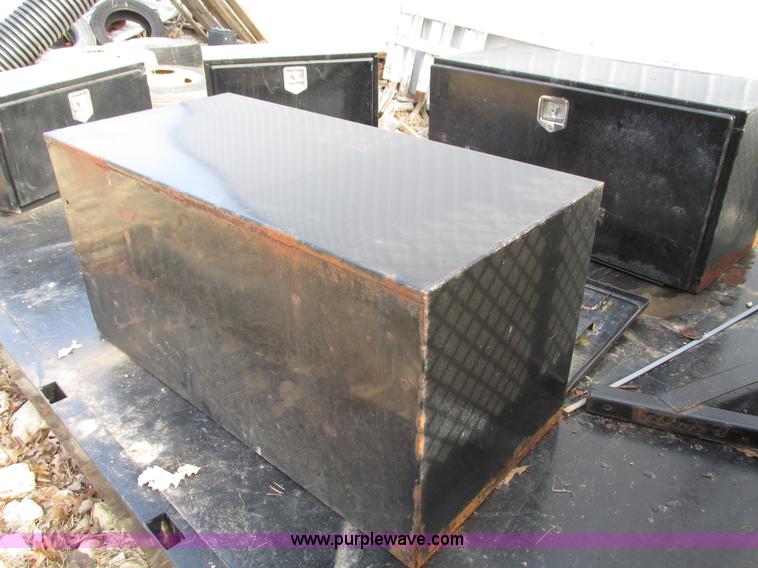 image for item F4220 12.5' flatbed with dump hoist