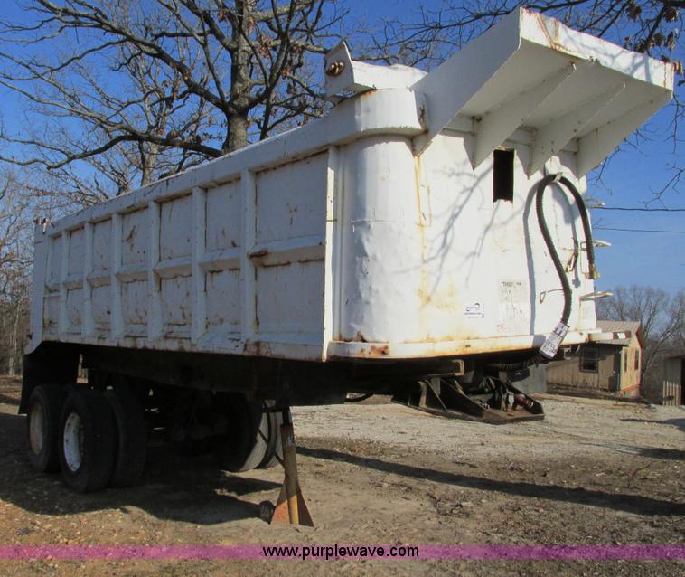 image for item F4222 1965 Lacrosse 20' end dump trailer