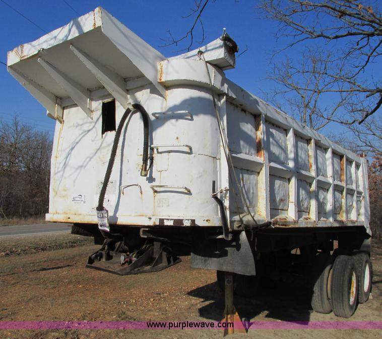 image for item F4222 1965 Lacrosse 20' end dump trailer