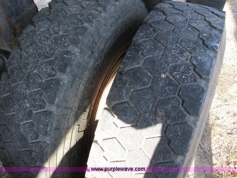 image for item F4222 1965 Lacrosse 20' end dump trailer