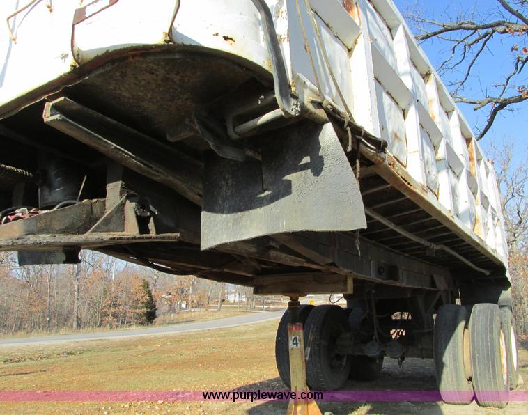 image for item F4222 1965 Lacrosse 20' end dump trailer