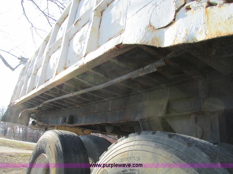 image for item F4222 1965 Lacrosse 20' end dump trailer