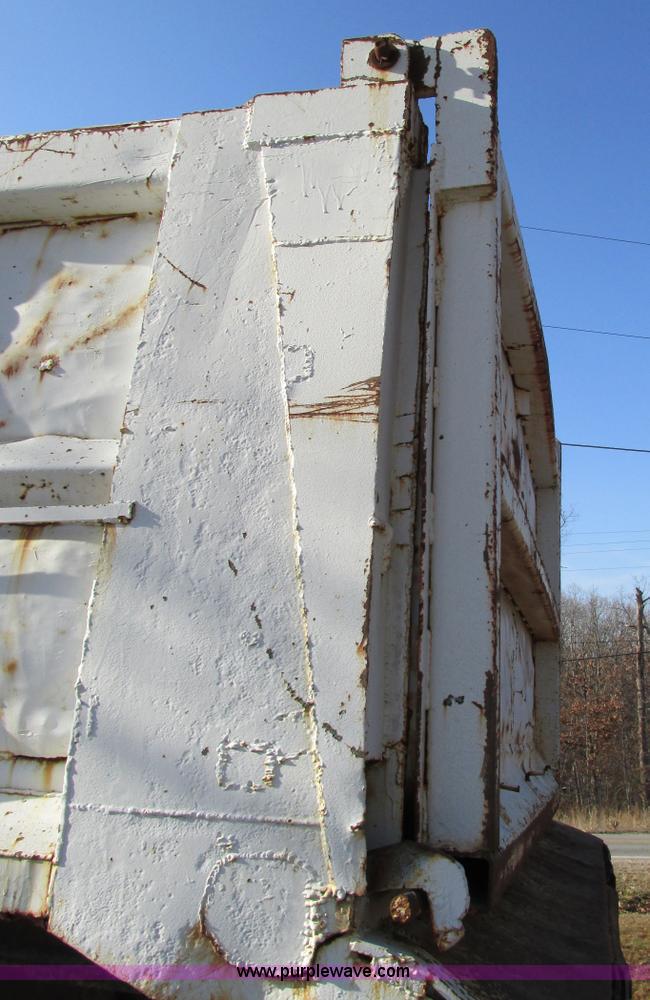 image for item F4222 1965 Lacrosse 20' end dump trailer