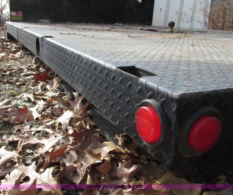 image for item F4228 Monroe 11' flatbed