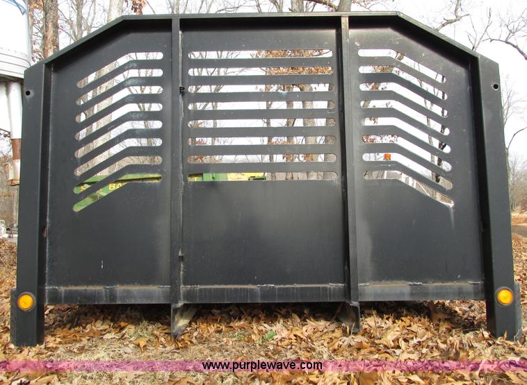 image for item F4228 Monroe 11' flatbed