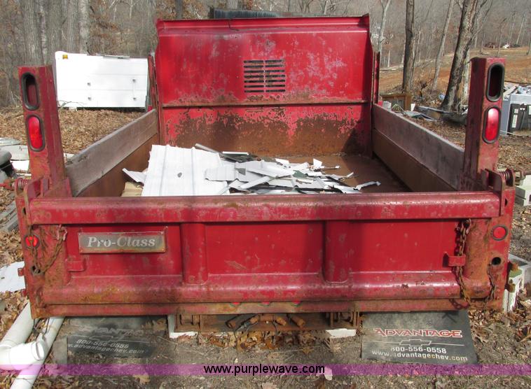 image for item F4229 11'L x 8'W dump bed