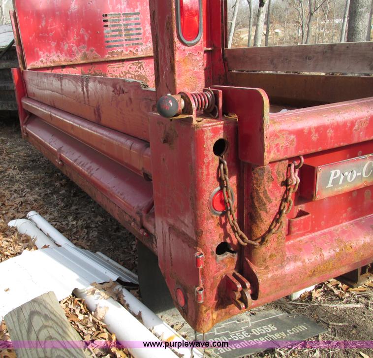 image for item F4229 11'L x 8'W dump bed