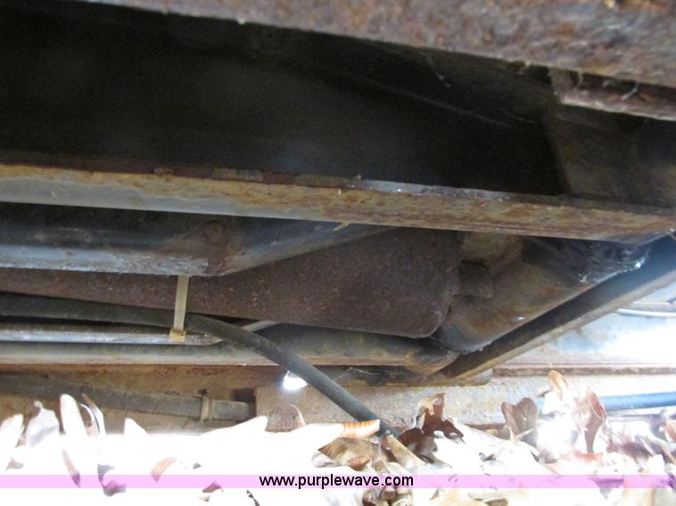 image for item F4229 11'L x 8'W dump bed