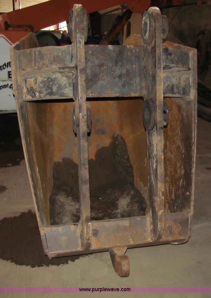 Excavator sand bucket in Winona, MN Item F5889 sold Purple Wave